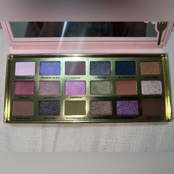 Maple Syrup Pancakes Eye Shadow Palette18 Limited Edition Shades-NEW - Picture 9 of 16